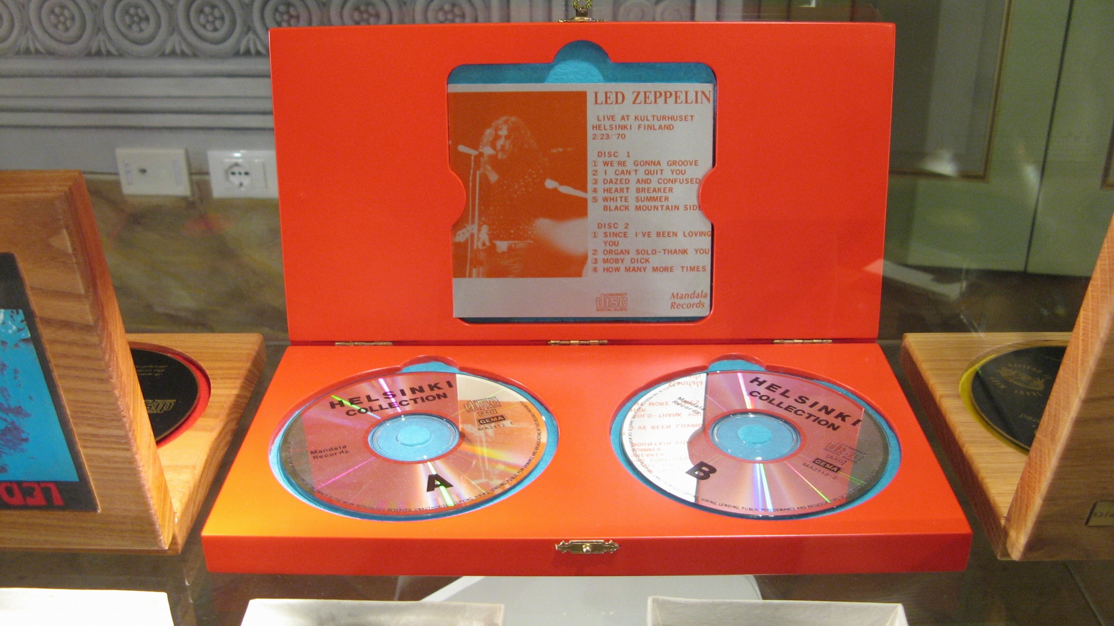 n_04- CD da collezione Helsinki (Led Zeppelin).jpg